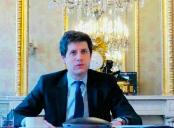 En commission des affaires économique avec Monsieur Julien DENORMANDIE