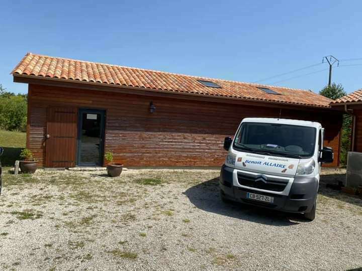 fb_img_1619516298526