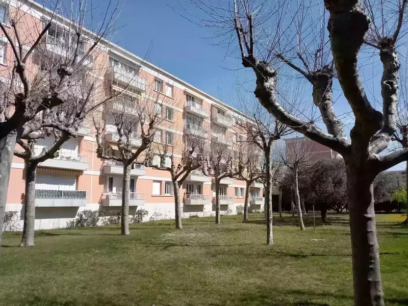 d584ad93-a6ea-40ff-9af5-9b5a1dcee047