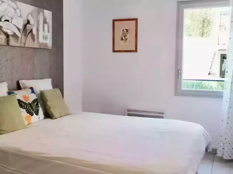 4892c758-7663-4381-8ee5-224e350d7b59