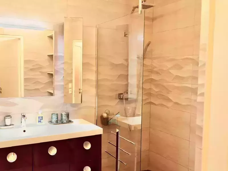 30d8a55f-1f80-4669-a6ef-0e15636a70e3