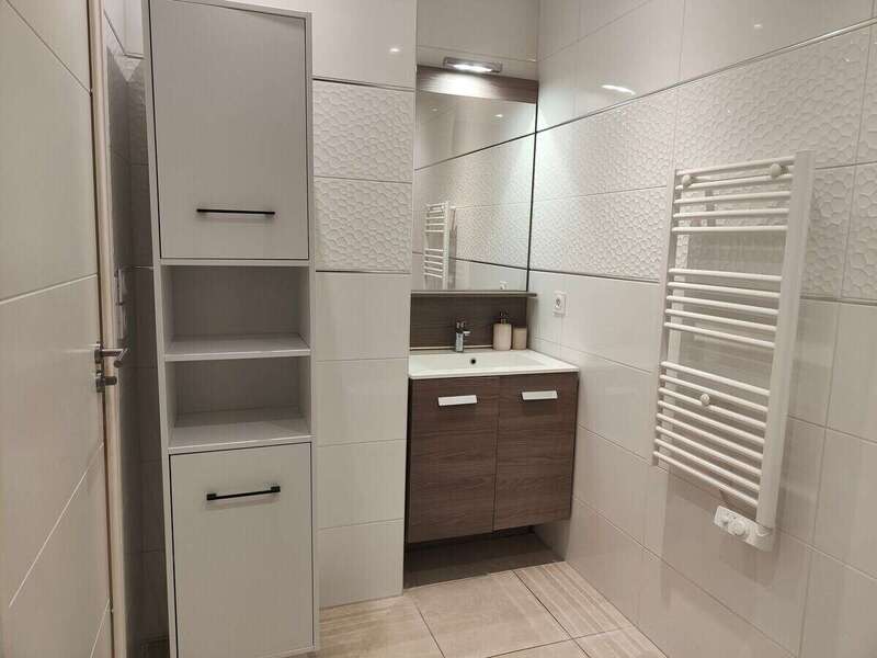 44a0c8d9-0340-48b7-99c1-4dd48eb3ce49