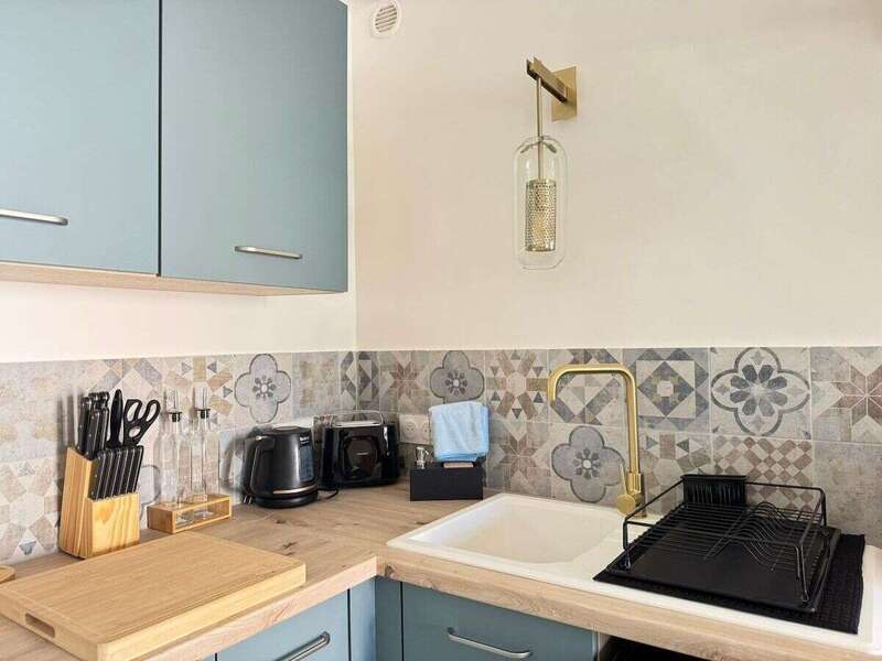 5634fb68-da2b-4001-ba66-f79b9290d4fb