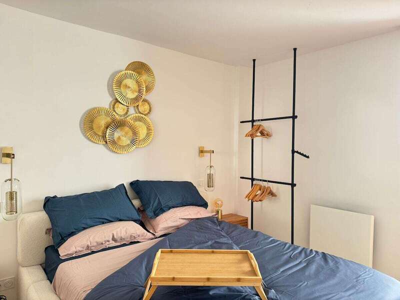 5f1b804d-af1f-4b33-abe5-87e83f15797e