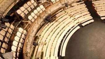 Réfection Siège au théâtre des bouffes du Nord à Paris 