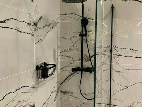 douche_calend20211201-738063-4h774t