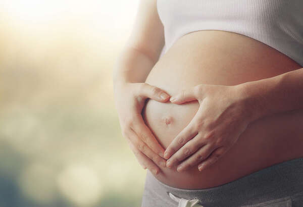 Grossesse & Médecine Traditionnelle Chinoise : Quand la Nature et la MTC s’unissent pour accompagner la future maman