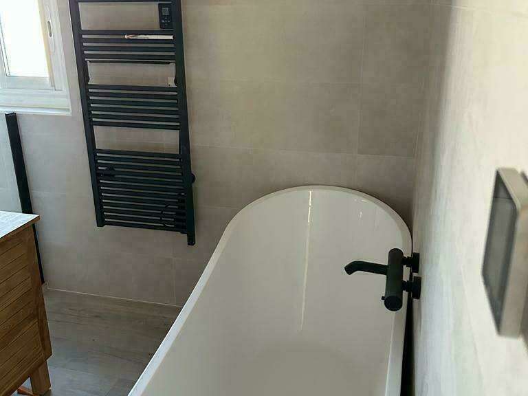 salle_de_bain__baignoire_apres__3_