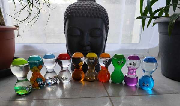 Les bouteilles sensorielles 