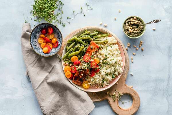 Guide complet de la naturopathie pour une perte de poids saine et durable