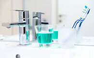LE BON USAGE DES BAINS DE BOUCHE