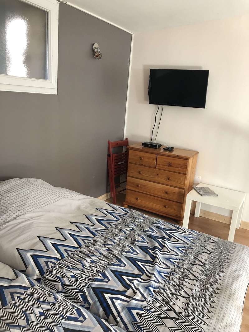 vue_chambre_et_te_le_