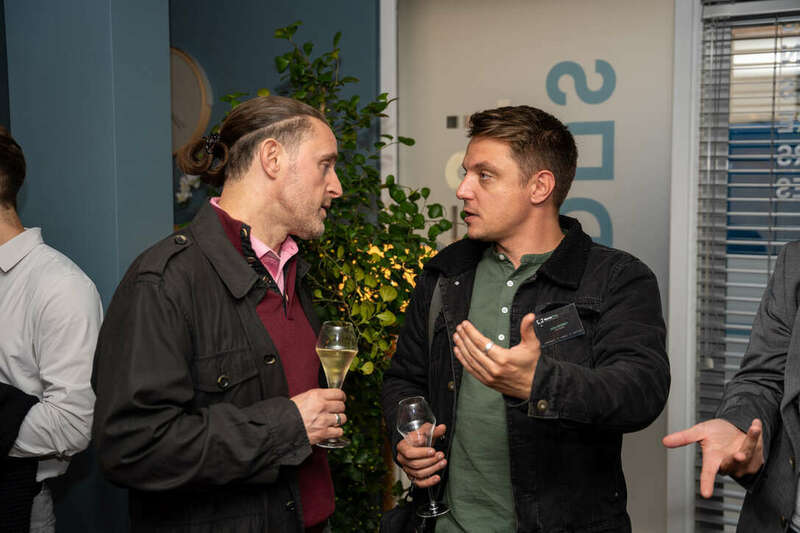 7b6542cf-e9ee-4b07-a7ae-1fa7f786d3e5_1_105_c