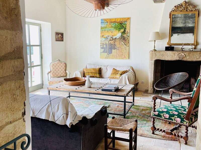 6babc279-7dfa-4e6a-bb5f-5380e95ca284