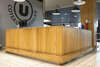 Bois and design super u comptoir d'accueil