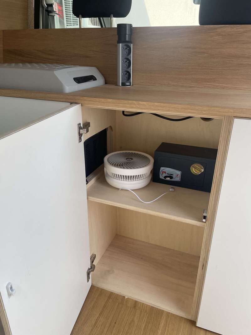 71404761926__3f1847d7-7687-4215-bbab-a6dda398b9e5