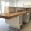 Bois and Design Comptoir d'accueil