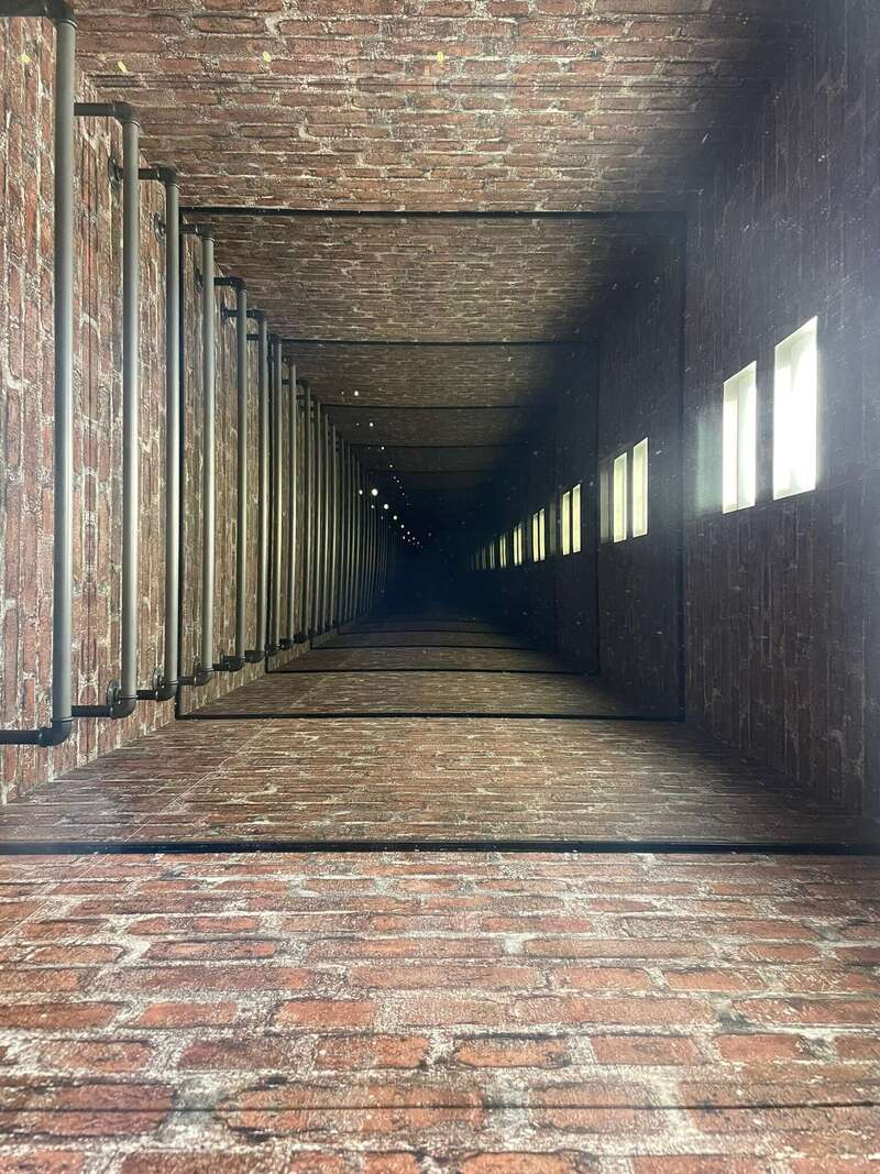 ad5ff775-87a6-4000-958d-b00c27a4b7f1