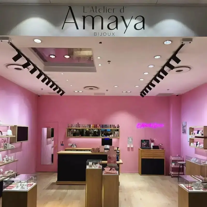 4e1356cc-eb76-42a6-a5bc-a0b3a4465468-fotor-20251013103931_1_