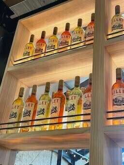 a8ff5ac5-5cd8-4514-bfdf-f3a362f5deed_4_5005_c