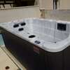 Installation Dynamic SPA DE NAGE pour 4 personnes proche d'Etampes
