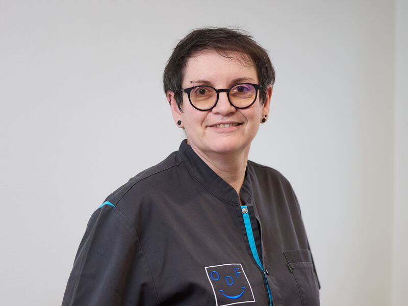 Claire, Assistante dentaire du Dr Amat, orthodontiste au Mans