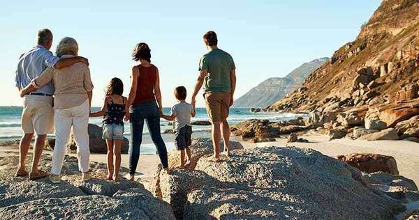 Créer une SCI avec ses enfants majeurs : Guide complet 2026 & Fiscalité