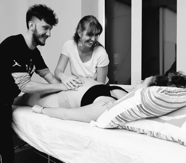 Comment un père peut-il vivre la grossesse quand il ne ressent rien physiquement ?