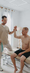 Consultation médicale avec écoute exam examination et traitement
