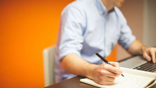 Devenir un praticien réflexif et congruent 