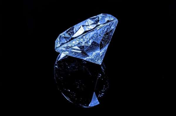 Pourquoi nous sommes des diamants