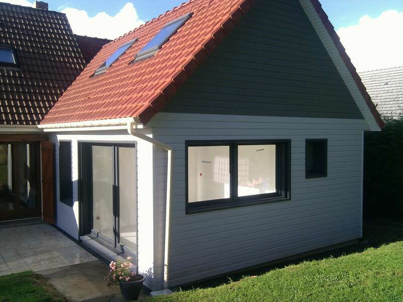 agrandissement traditionnel bois gris et blanc