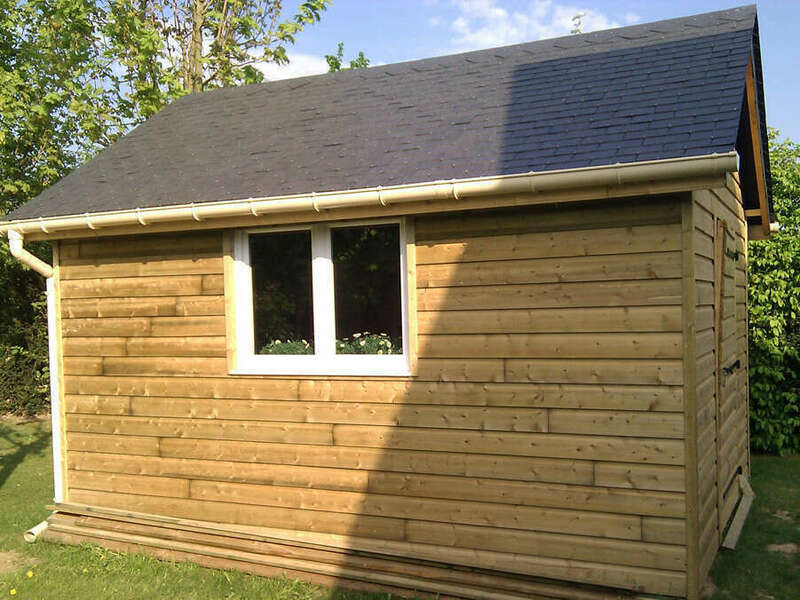 cabane de jardin en bois