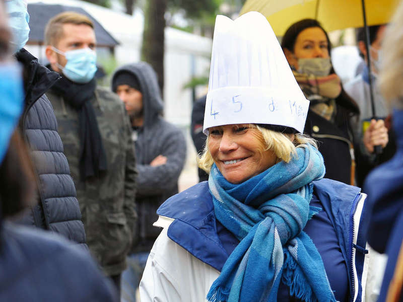 sainte-maxime-photos-manifestation-restaurant-5-decembre-20_68