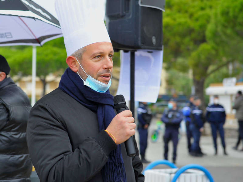 sainte-maxime-photos-manifestation-restaurant-5-decembre-20_26