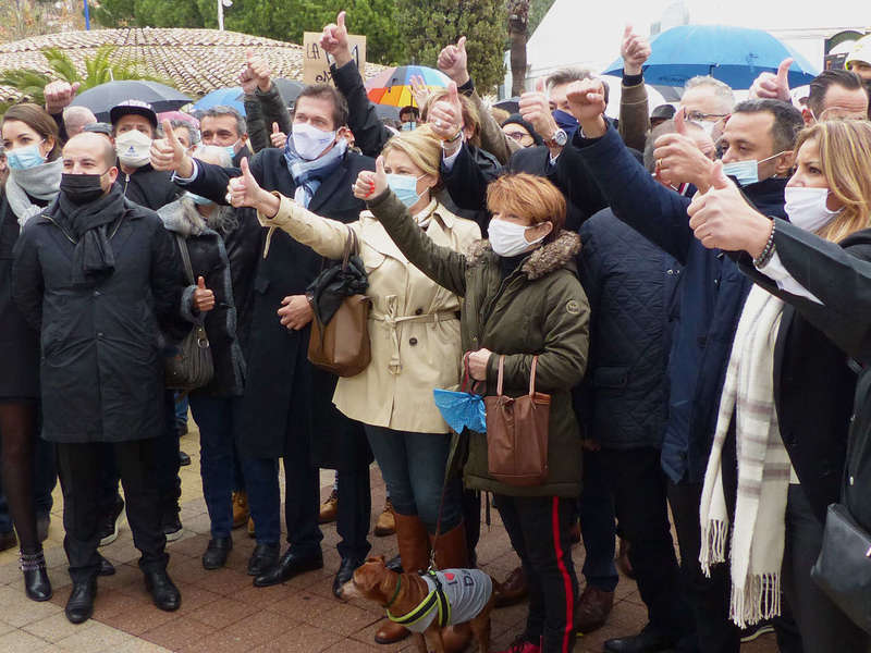 sainte-maxime-photos-manifestation-restaurant-5-decembre-20_12