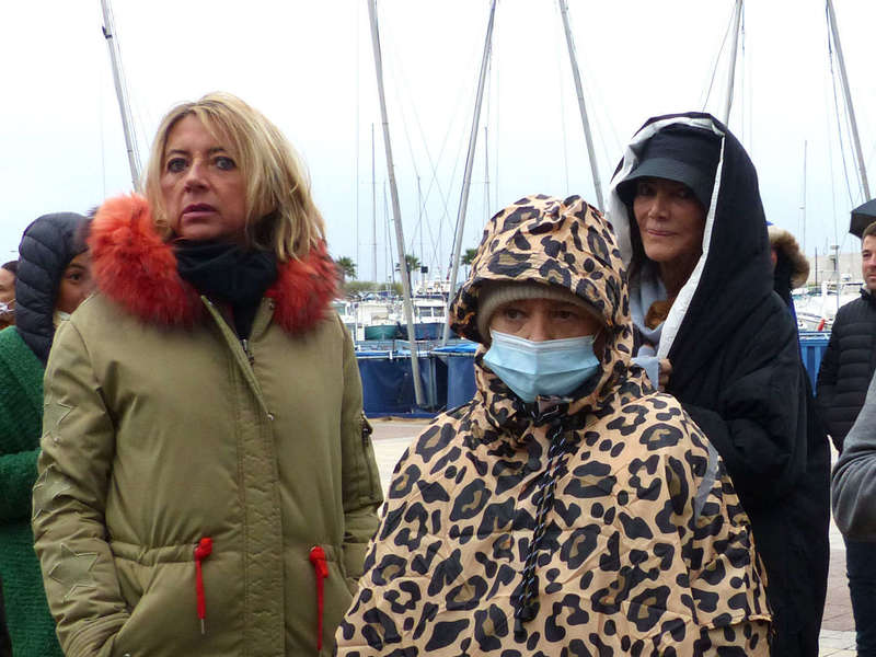 sainte-maxime-photos-manifestation-restaurant-5-decembre-20_2