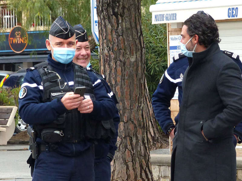 sainte-maxime-photos-manifestation-restaurant-5-decembre-20_4