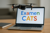 Drone quadricoptère en vol stationnaire devant un ordinateur affichant “Examen CATS” en couleurs style Google, ambiance bureau, mise au point sur l’écran et l’appareil.