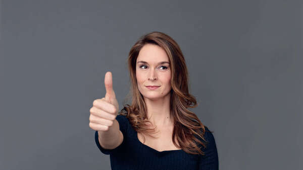 Qui est la fondatrice de la 1ère startup de yoga au bureau ?