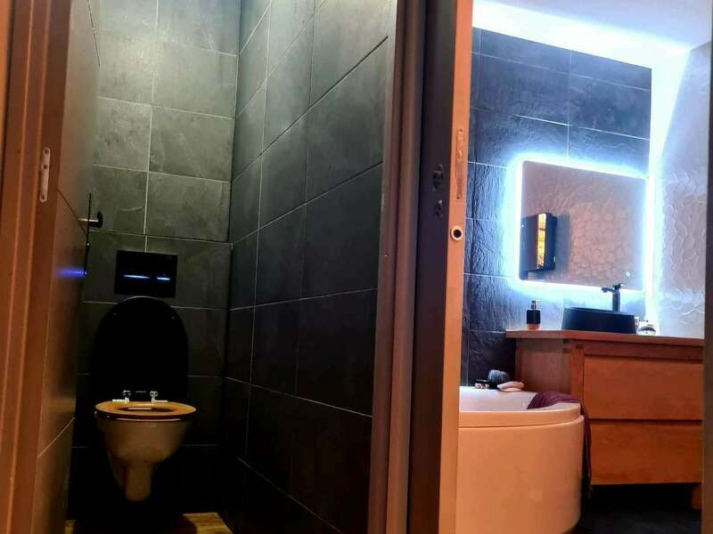 received_736542680339399