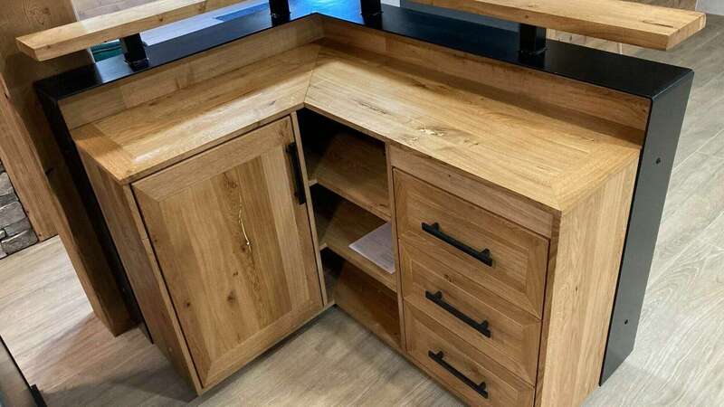 Thème de placards et solutions de rangement sur mesure