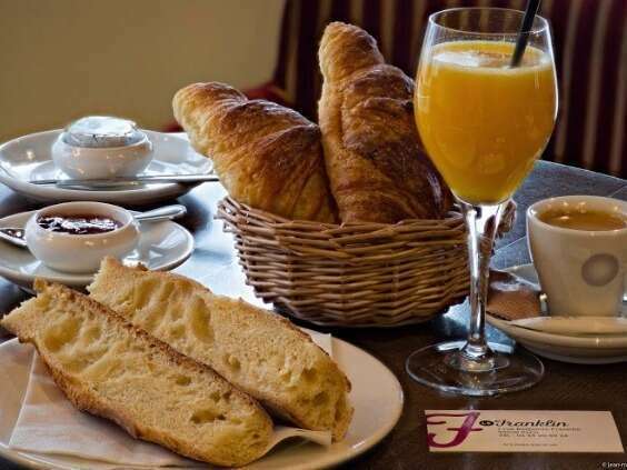 138956185_259375339118410_1549735197458871986_n20210409-2383796-13f063i