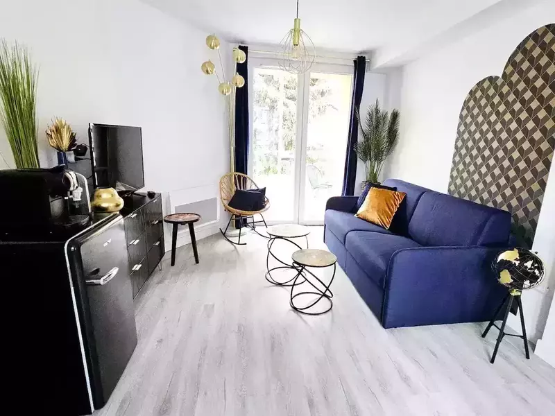 ed4240e4-c571-47a8-8042-358ae10ad46a