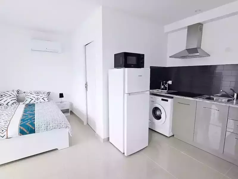 f79eed72-1881-4612-b960-5b4fa349405a