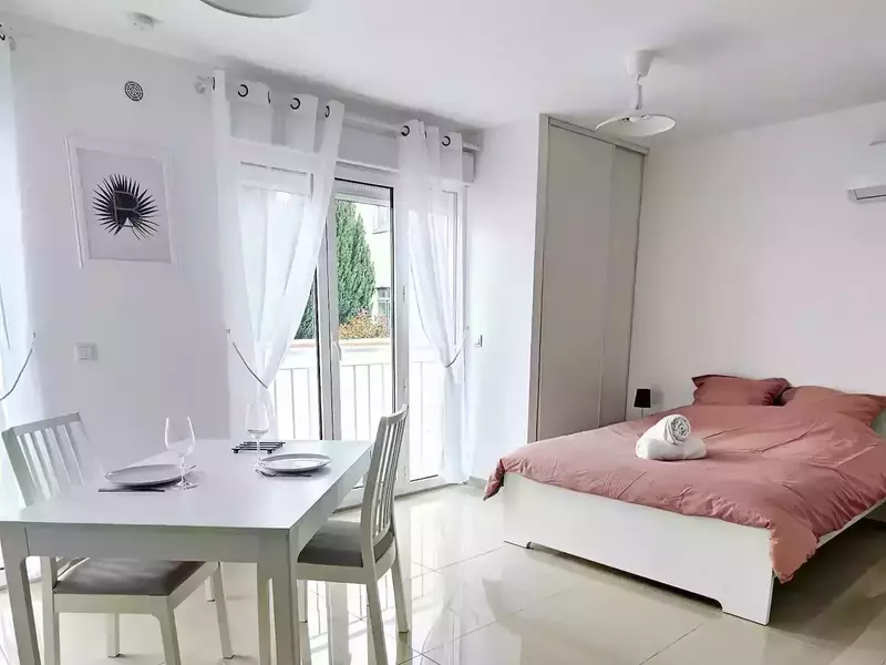 1eeed4da-0d53-4ba9-8fda-ef6e62e32923