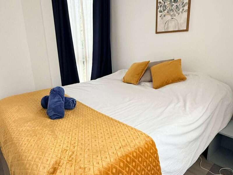 aba53b6b-384e-46e2-b6cc-6b86cd3418d3