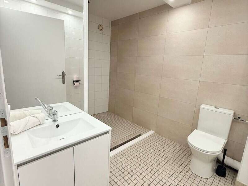 2d21d537-be45-4214-8ced-424483d8283e