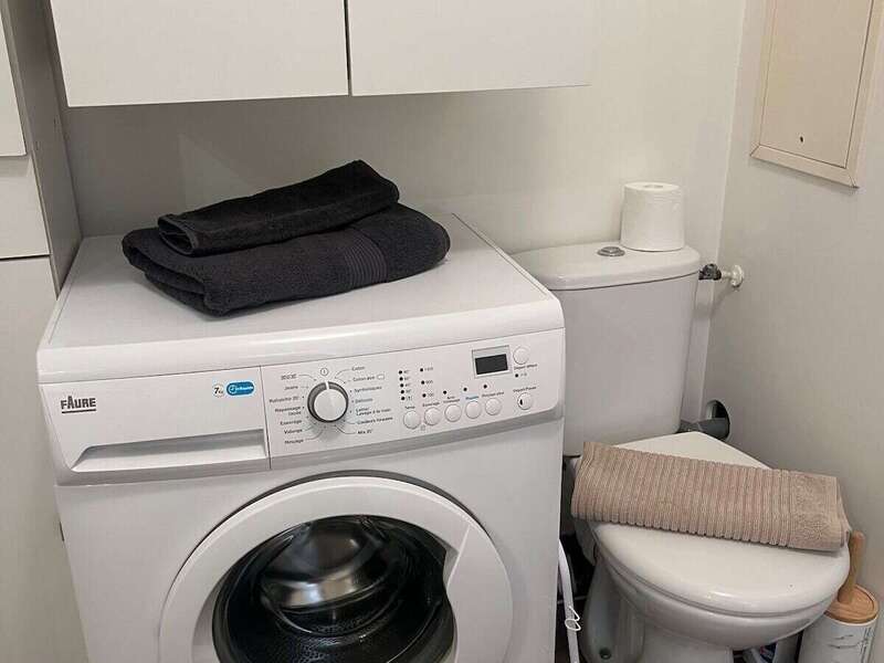 2bc7972f-1741-425b-bf1d-6e664878a47d