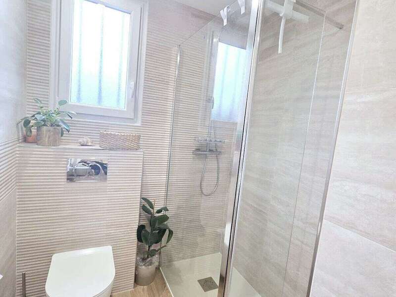 360e7ee3-7ae8-46c2-a07a-98379b1caf71